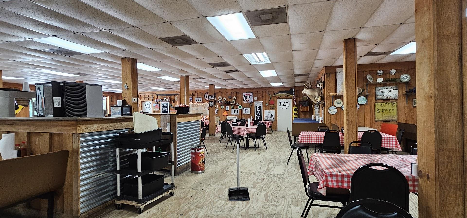 Lynn & Bob's